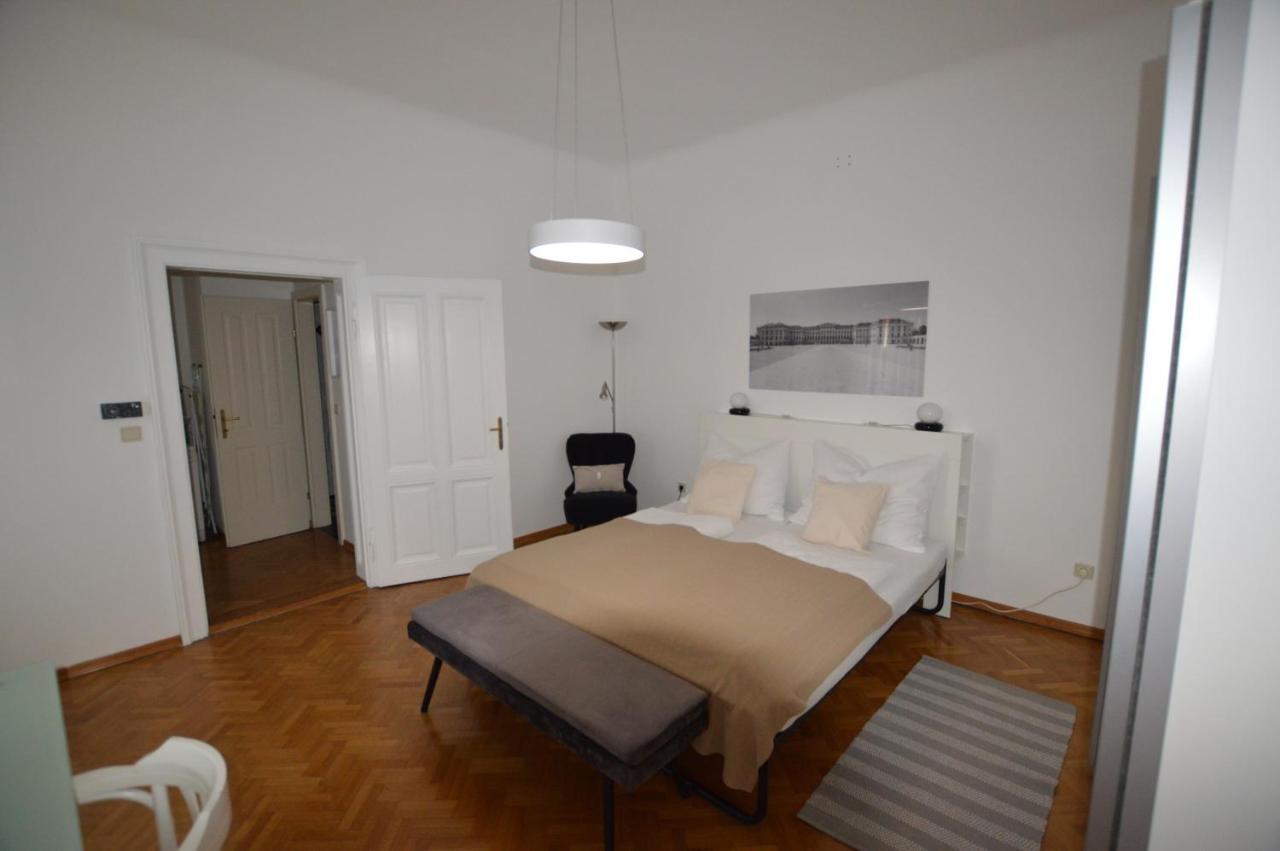 Apartment Penzing Wien Exteriör bild