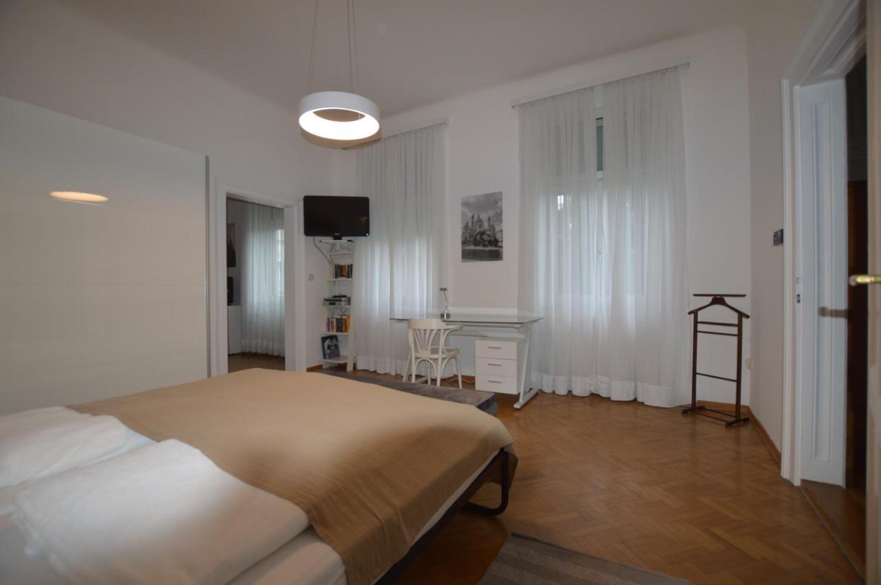 Apartment Penzing Wien Exteriör bild